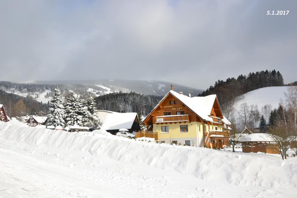 Apartmany Ski Lift Rokytnice nad Jizerou Exteriör bild